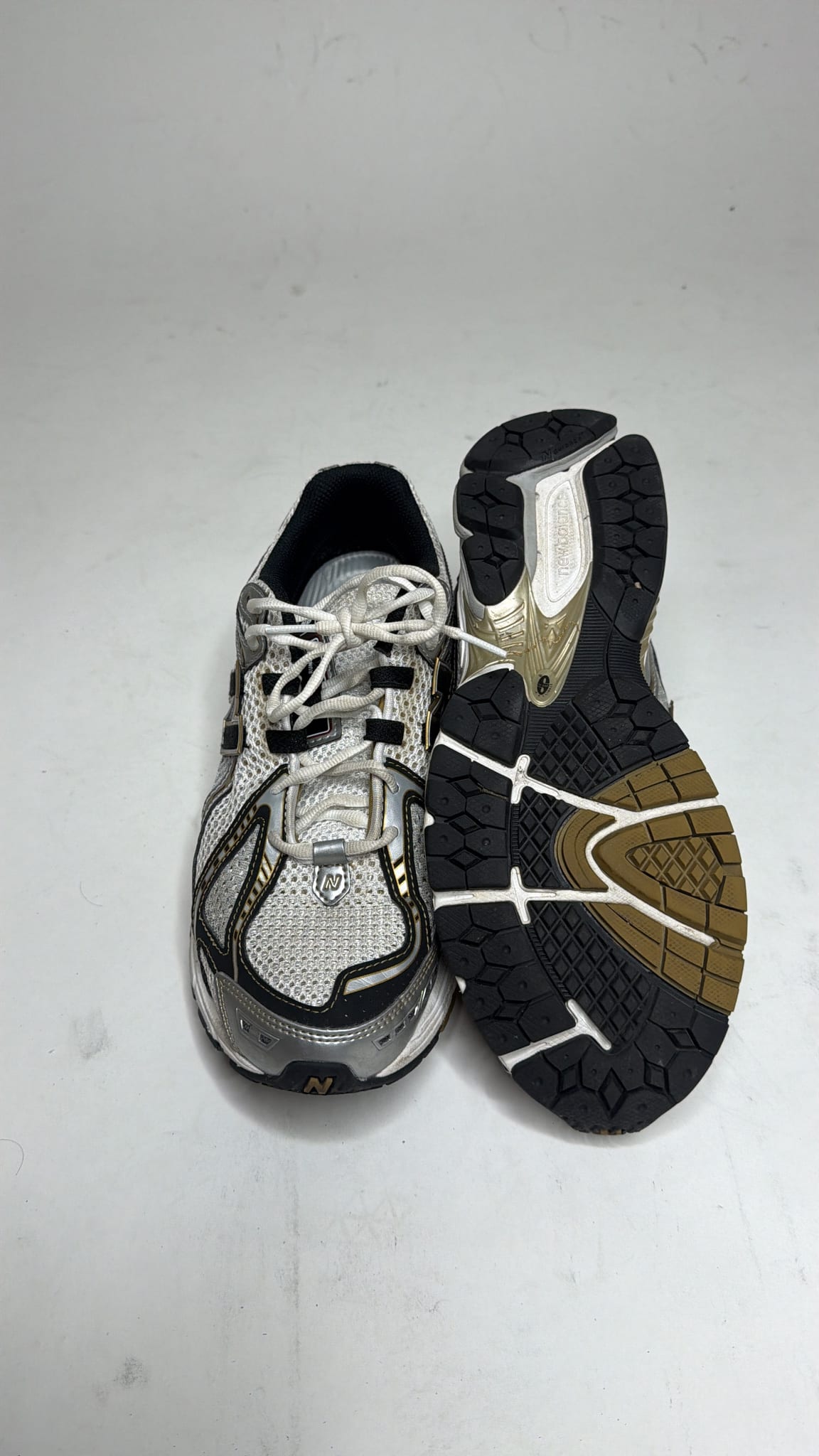 New Balance 1906R White Metallic Gold