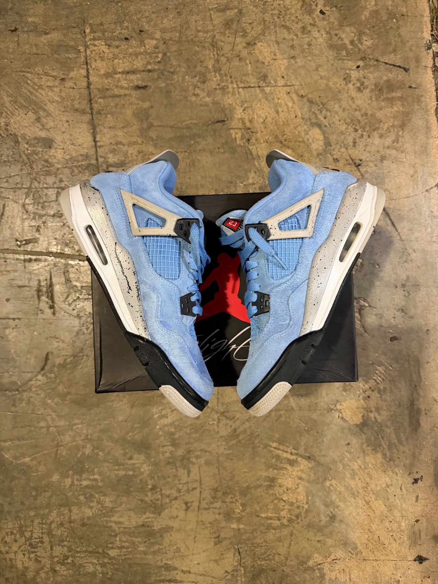 Jordan 4 Retro University Blue (GS)