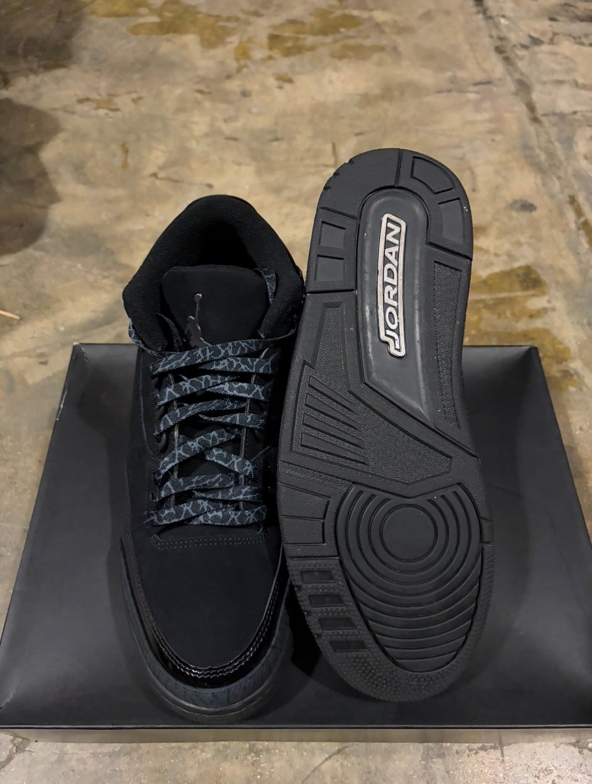 Jordan 3 Retro Black Cat (2025)