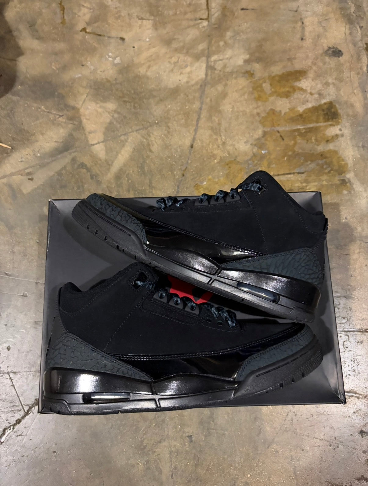 Jordan 3 Retro Black Cat (2025)
