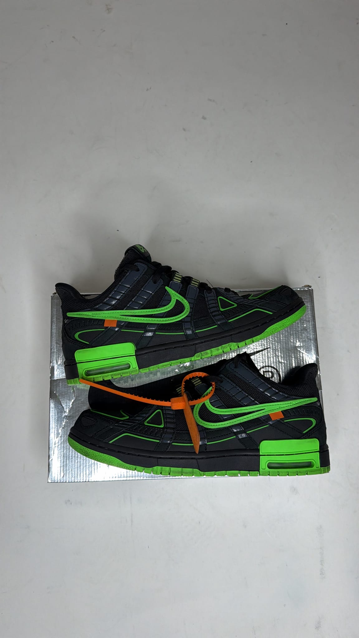 Nike Air Rubber Dunk Off-White Green Strike