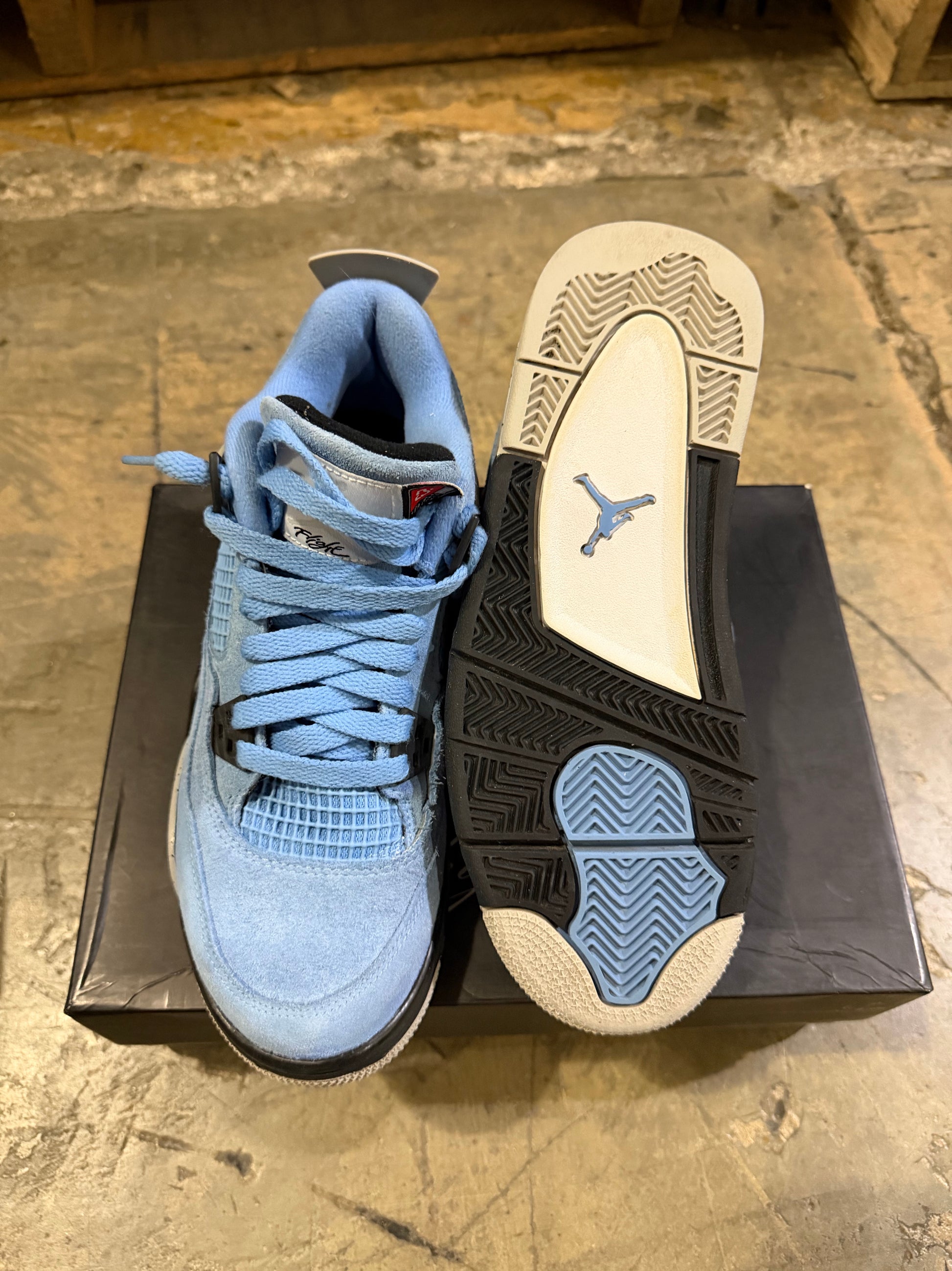 Jordan 4 Retro University Blue (GS)