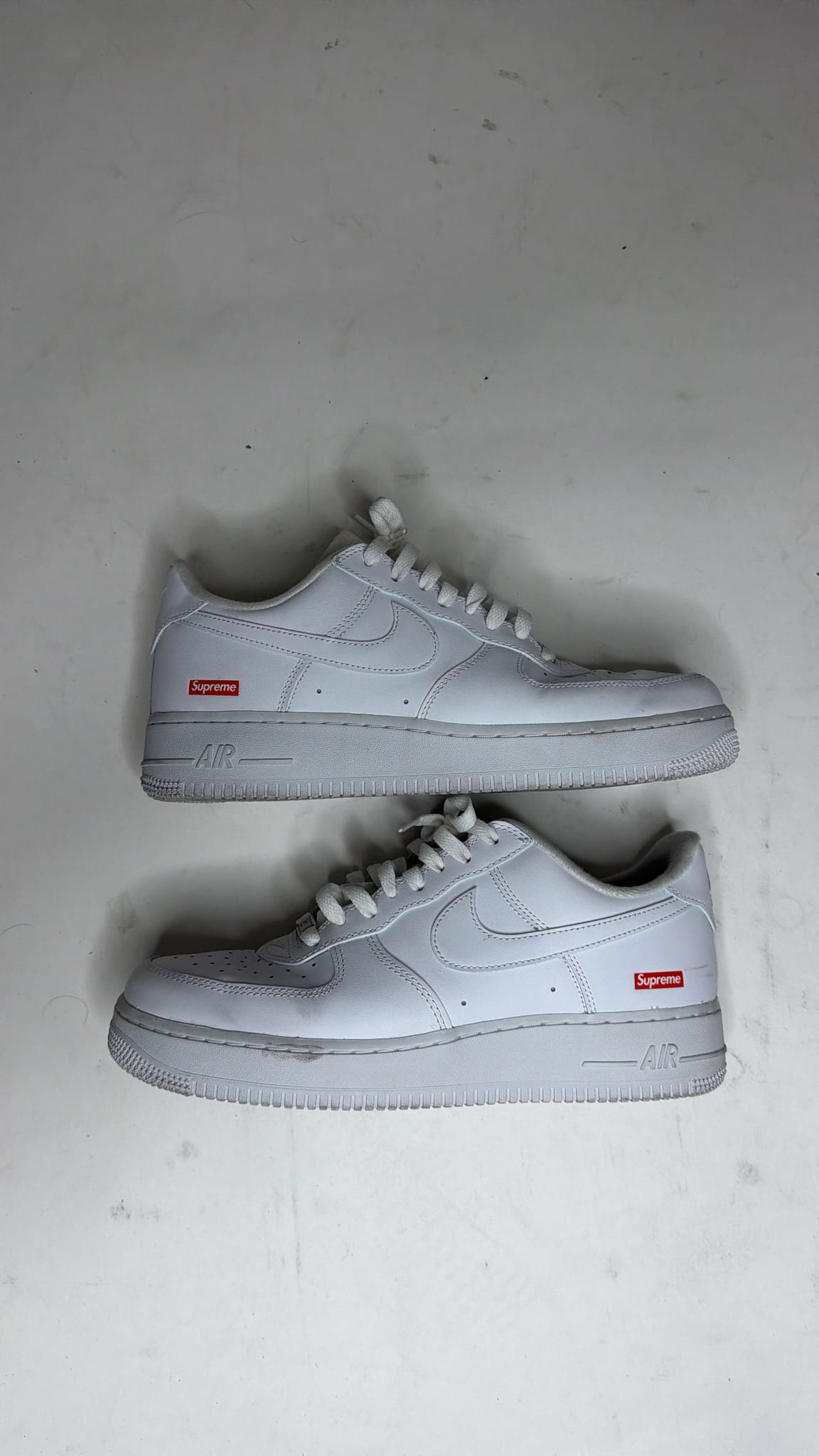 Nike Air Force 1 Low Supreme White